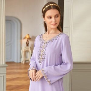 jolie-robe-djeballa-violette-style-oriental